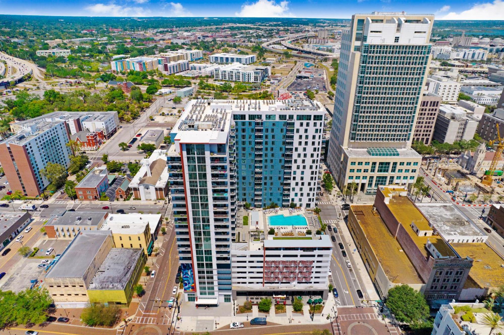 شقة Downtown Tampa Gem 1-Bd W/Pool, Gym, & Sky Lounge المظهر الخارجي الصورة