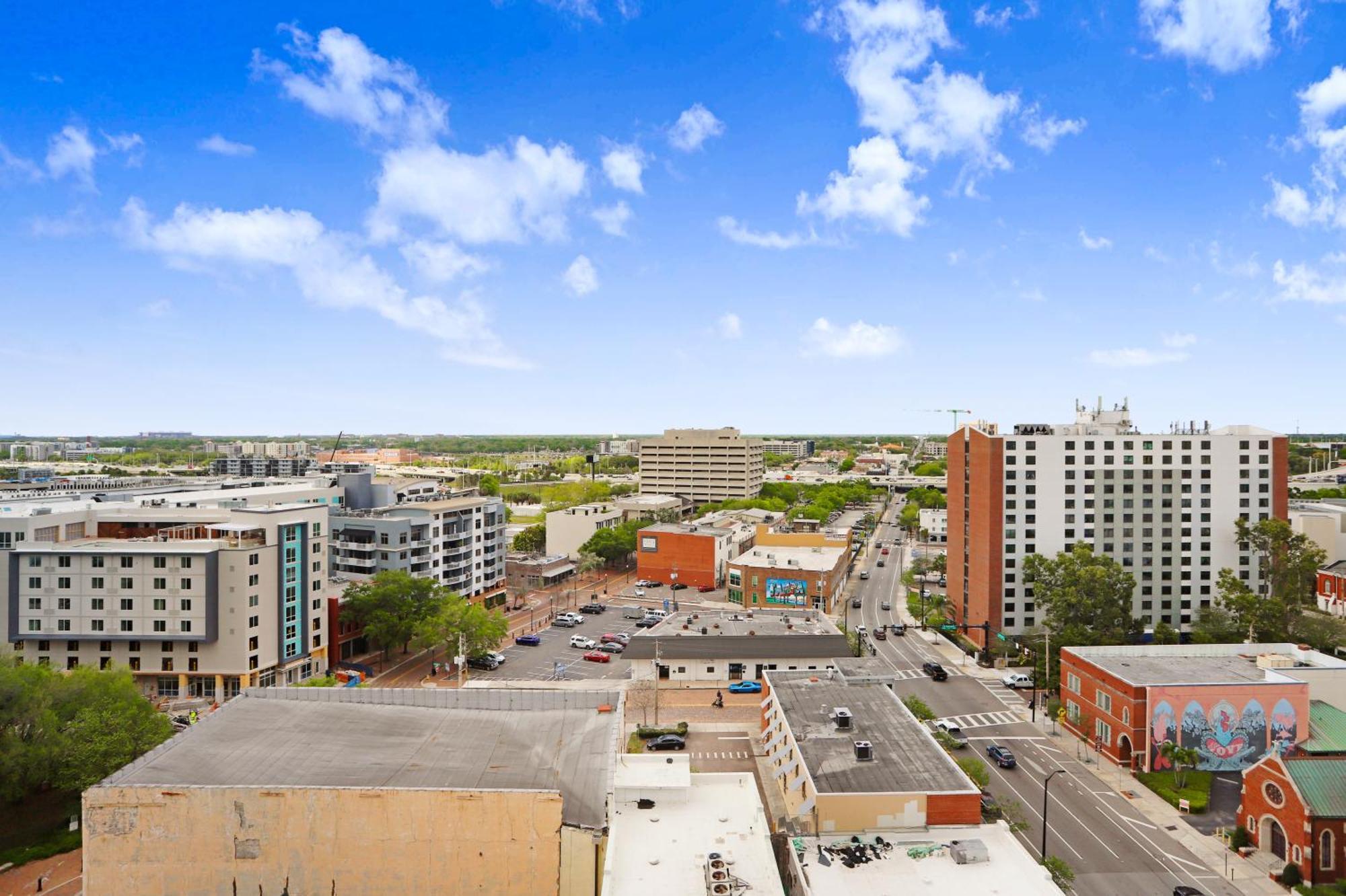 شقة Downtown Tampa Gem 1-Bd W/Pool, Gym, & Sky Lounge المظهر الخارجي الصورة